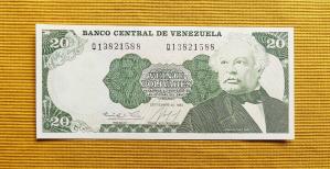 Billete UNC de Bs.20 ~Septiembre 25 1984~ Serie Q-8